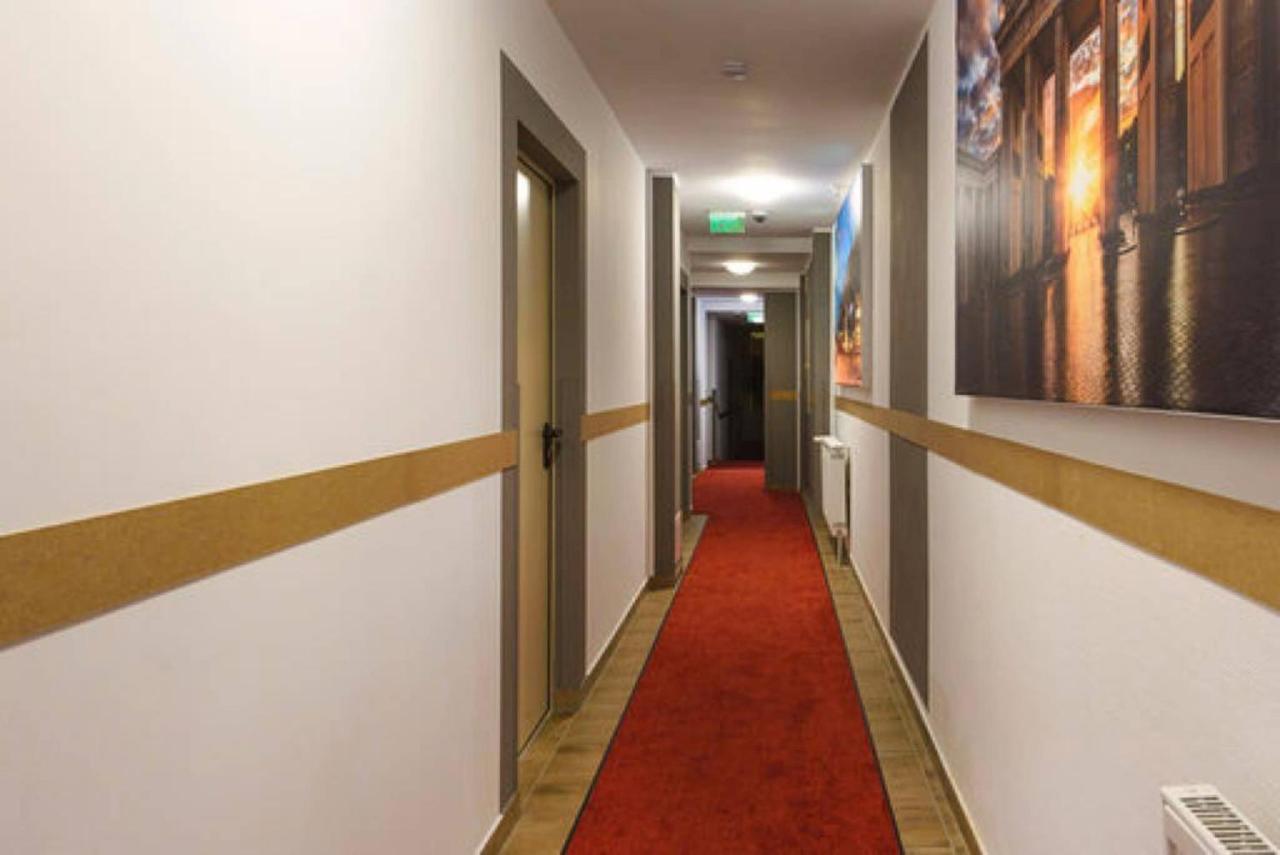 Hotelroom In N13 Prenzlauer Berg New Affittacamere *