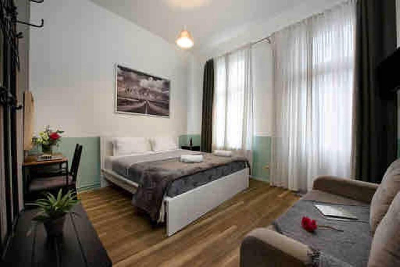 Hotelroom In N13 Prenzlauer Berg New
